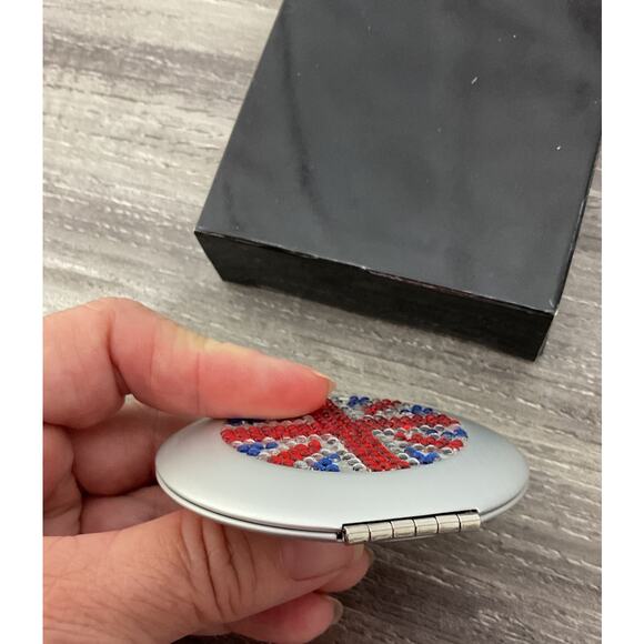 NWT Graham Webb Mirror Compact Silver Rhinestone Flag - Picture 5 of 6